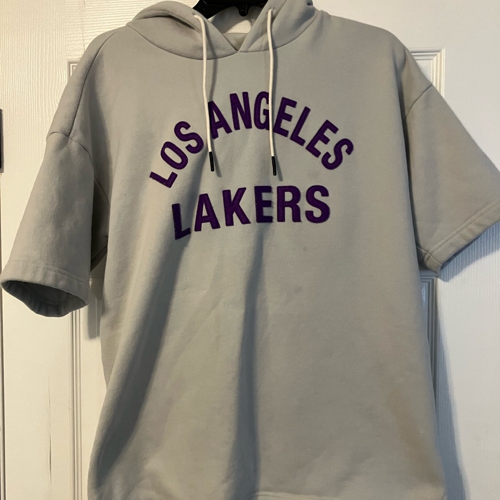Los Angeles Lakers Super Soft Fleece Short Sleeve Pullover Hoodie Size M